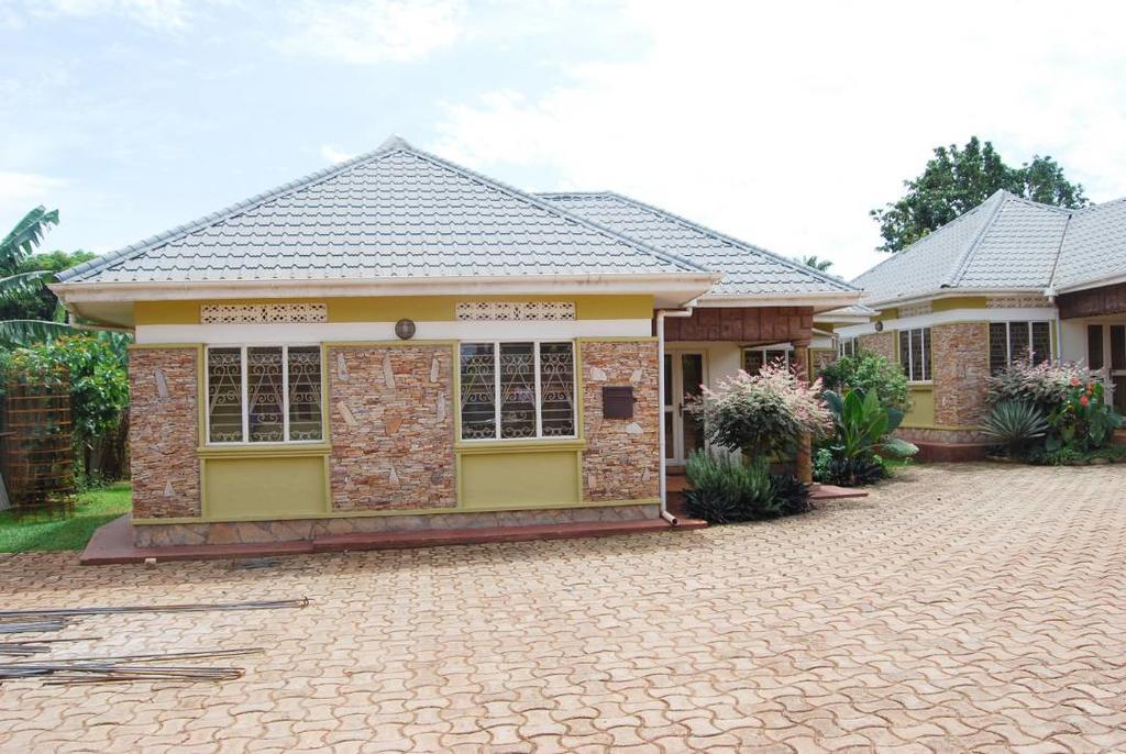 Prestige Resort Cottages Entebbe Exteriör bild